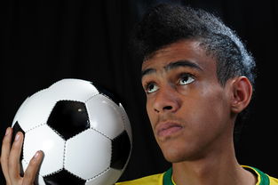 开云官网APP下载-国家队加强控球能力训练提升中场调度效率，提高控球能力的十大措施